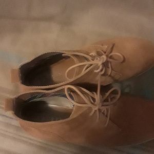 Ralph Lauren boots, size 9. Never been worn.